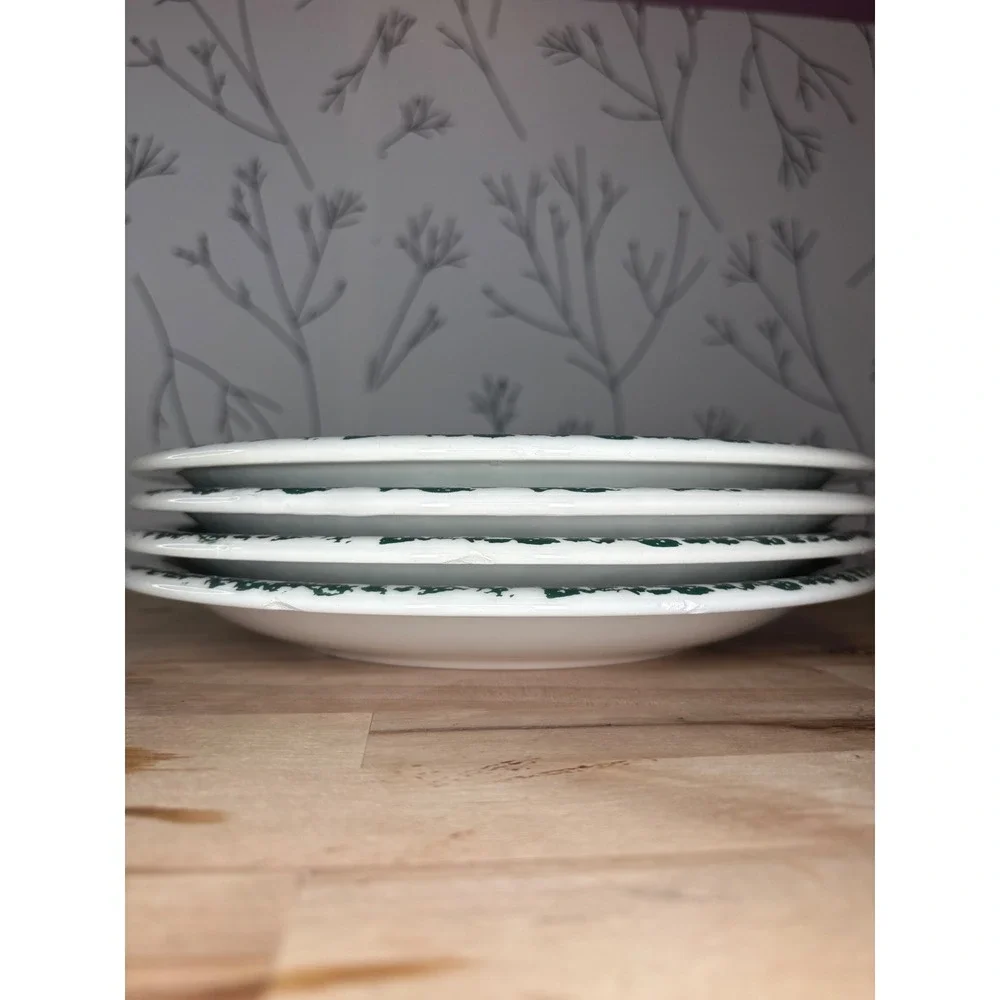 Furio Christmas Tree Dinner Plates Set of 4 Made in Italy Green Red White 10.5in